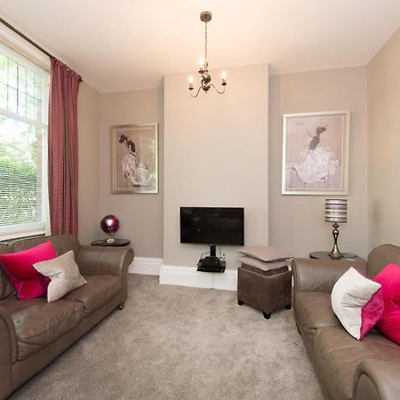 Albany House By Harrogate Serviced Apartments ภายนอก รูปภาพ