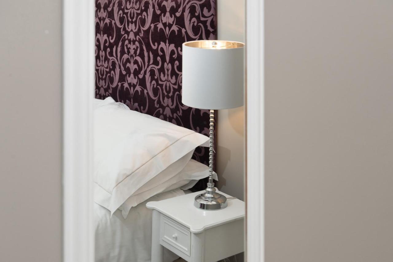 Albany House By Harrogate Serviced Apartments ภายนอก รูปภาพ